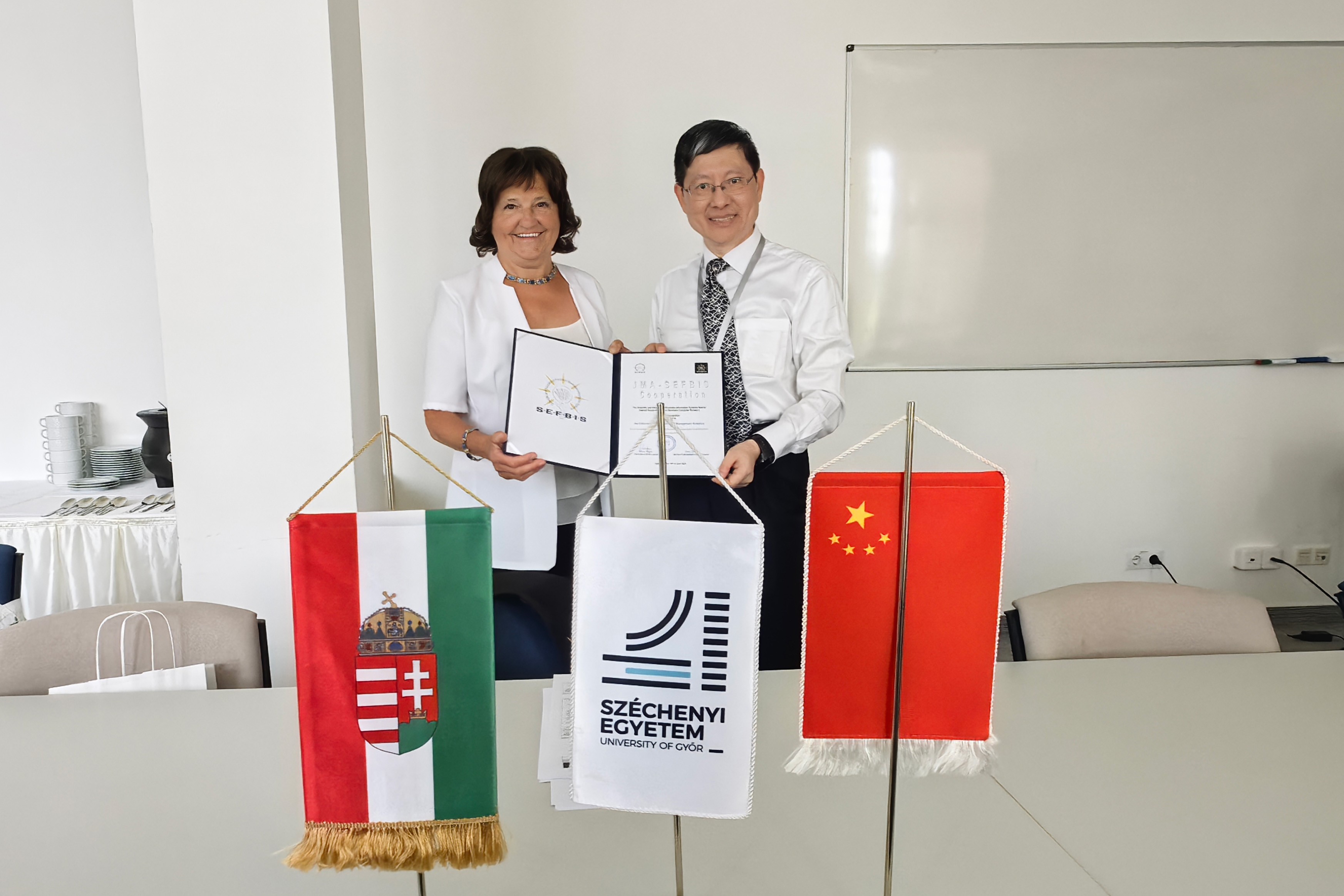 1751372346928039128.jpg 1751372346928039128.jpg